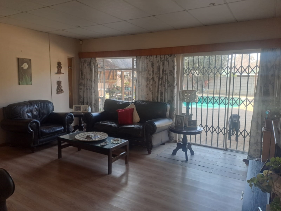 4 Bedroom Property for Sale in Doorn Free State